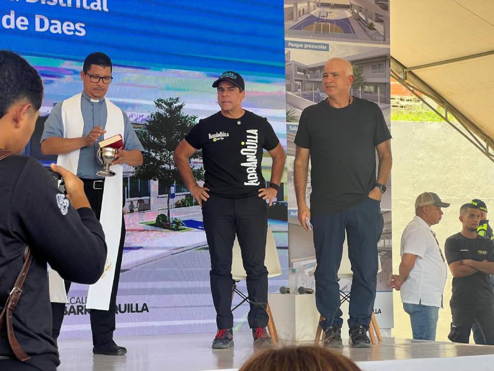 Siembran primer árbol y primer tablero de la futura Institución Educativa en el corregimiento de la Playa