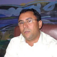 Esta imagen tiene un atributo ALT vacío; su nombre de archivo es JuanGarciaEstradaQQ.webp